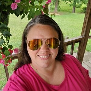 Meet your Posher, Misty